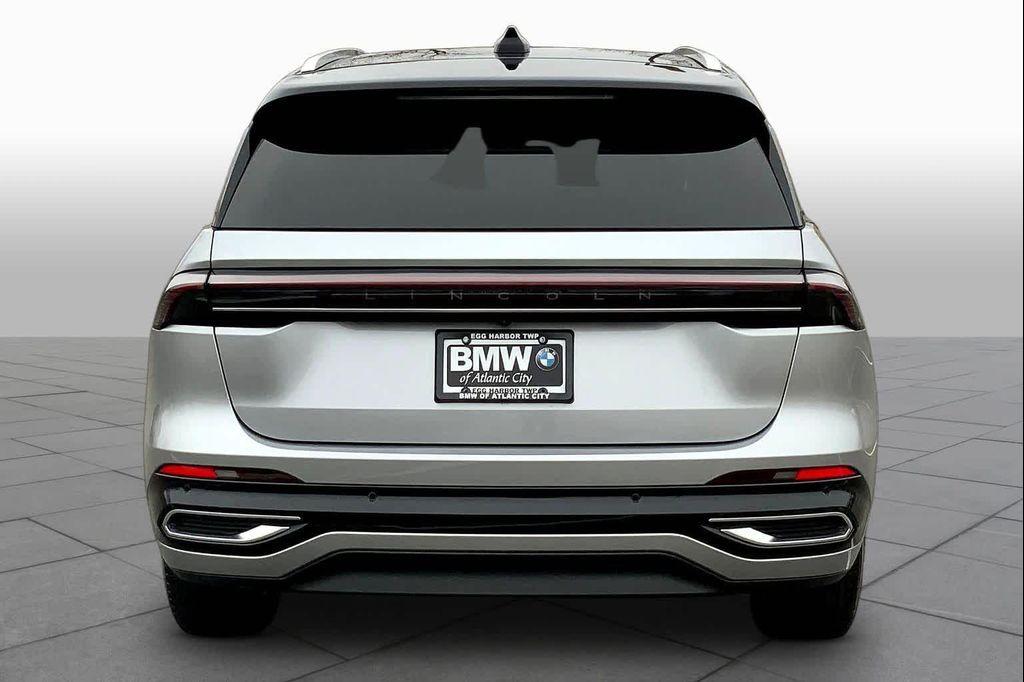 used 2025 Lincoln Nautilus car, priced at $59,199