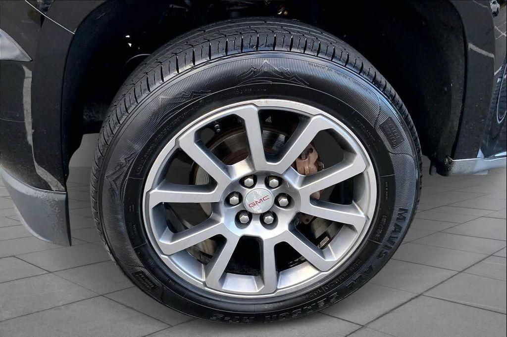 used 2019 GMC Canyon car, priced at $23,999