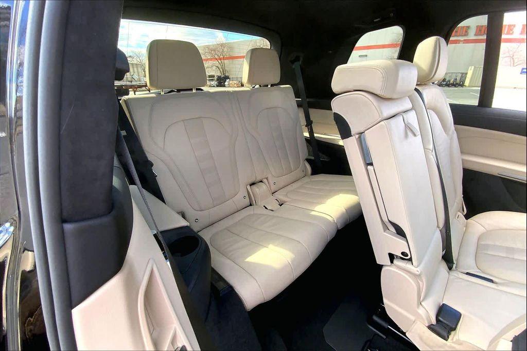 used 2021 BMW X7 car, priced at $32,141