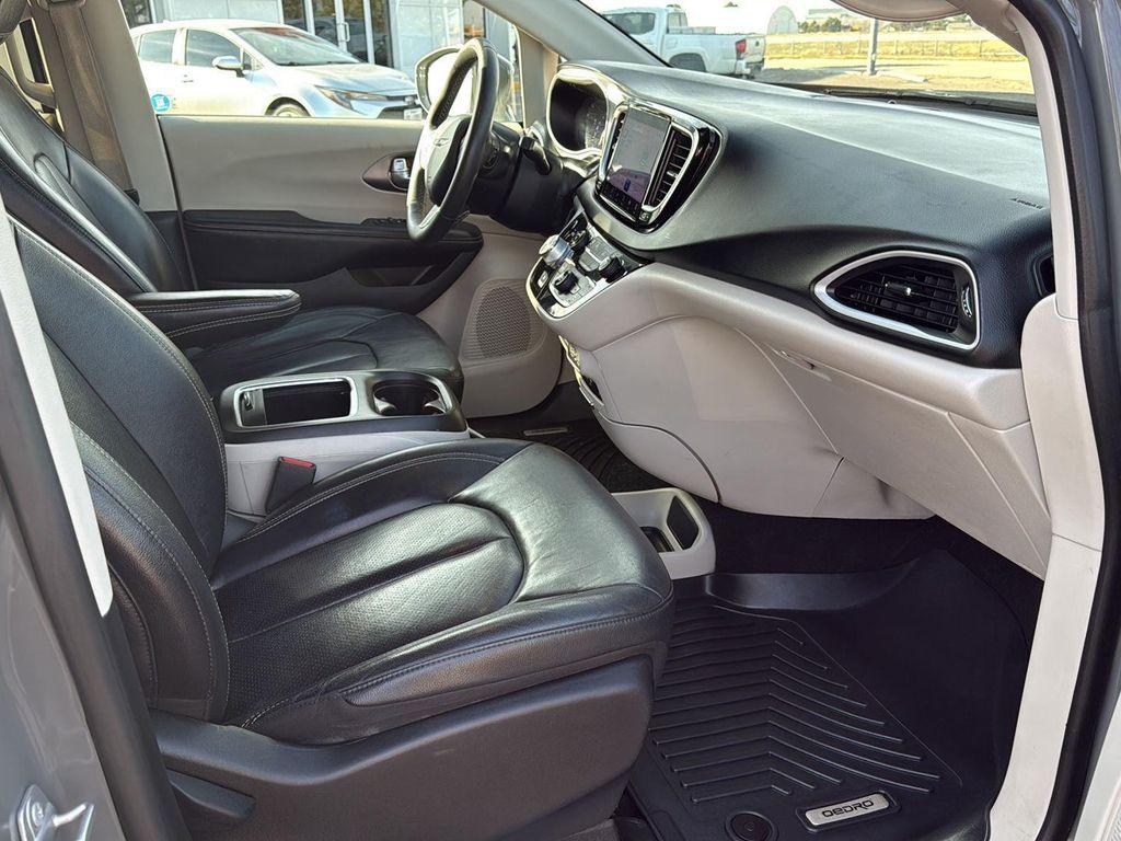 used 2022 Chrysler Pacifica car, priced at $19,610