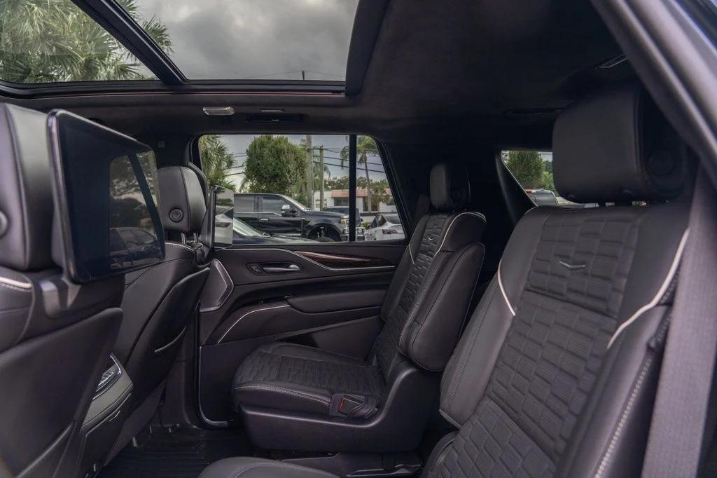 used 2022 Cadillac Escalade car, priced at $67,995