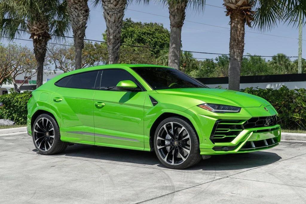 used 2022 Lamborghini Urus car, priced at $237,995