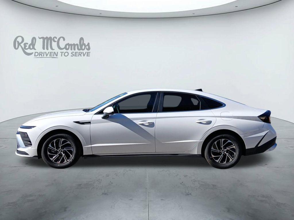 new 2026 Hyundai Sonata Hybrid car, priced at $30,556
