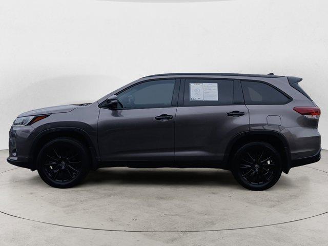 used 2019 Toyota Highlander car, priced at $23,451