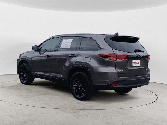 used 2019 Toyota Highlander car, priced at $23,451