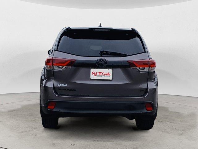 used 2019 Toyota Highlander car, priced at $23,451