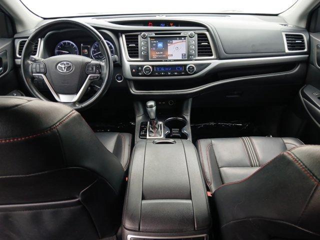 used 2019 Toyota Highlander car, priced at $23,451