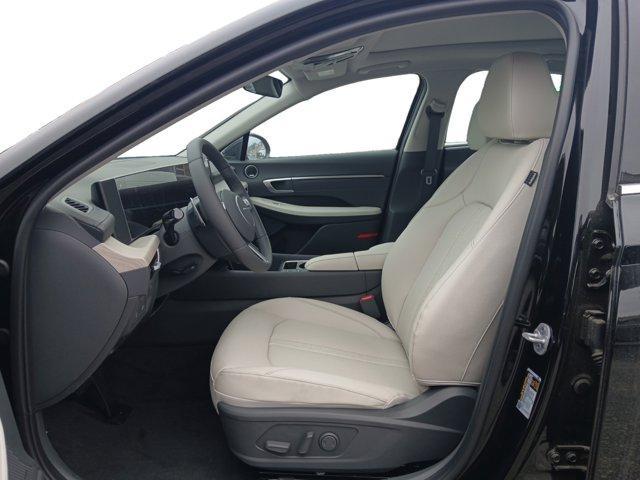 new 2025 Hyundai Sonata Hybrid car, priced at $39,490