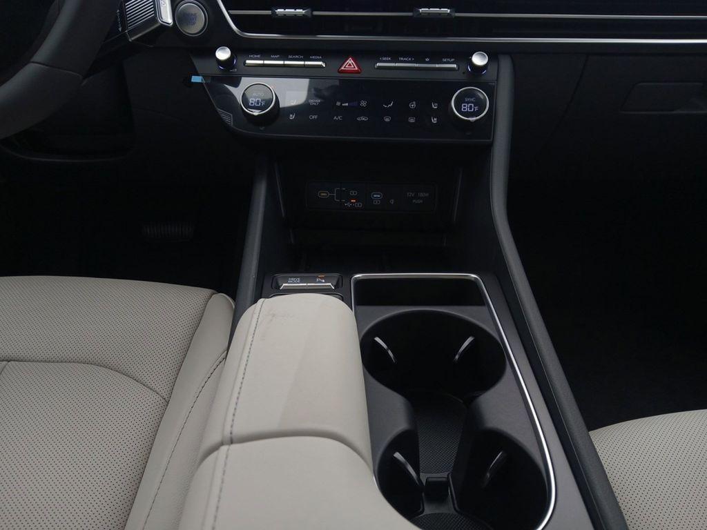 new 2025 Hyundai Sonata Hybrid car, priced at $38,675