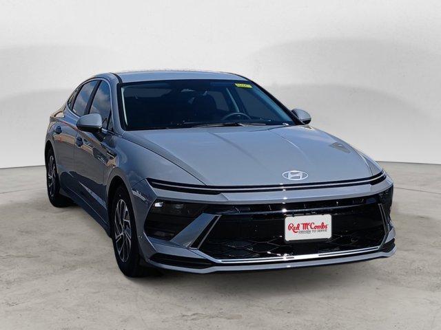 new 2026 Hyundai Sonata Hybrid car, priced at $30,785