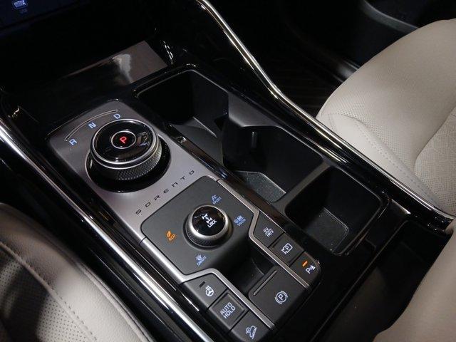 used 2023 Kia Sorento Plug-In Hybrid car, priced at $35,567