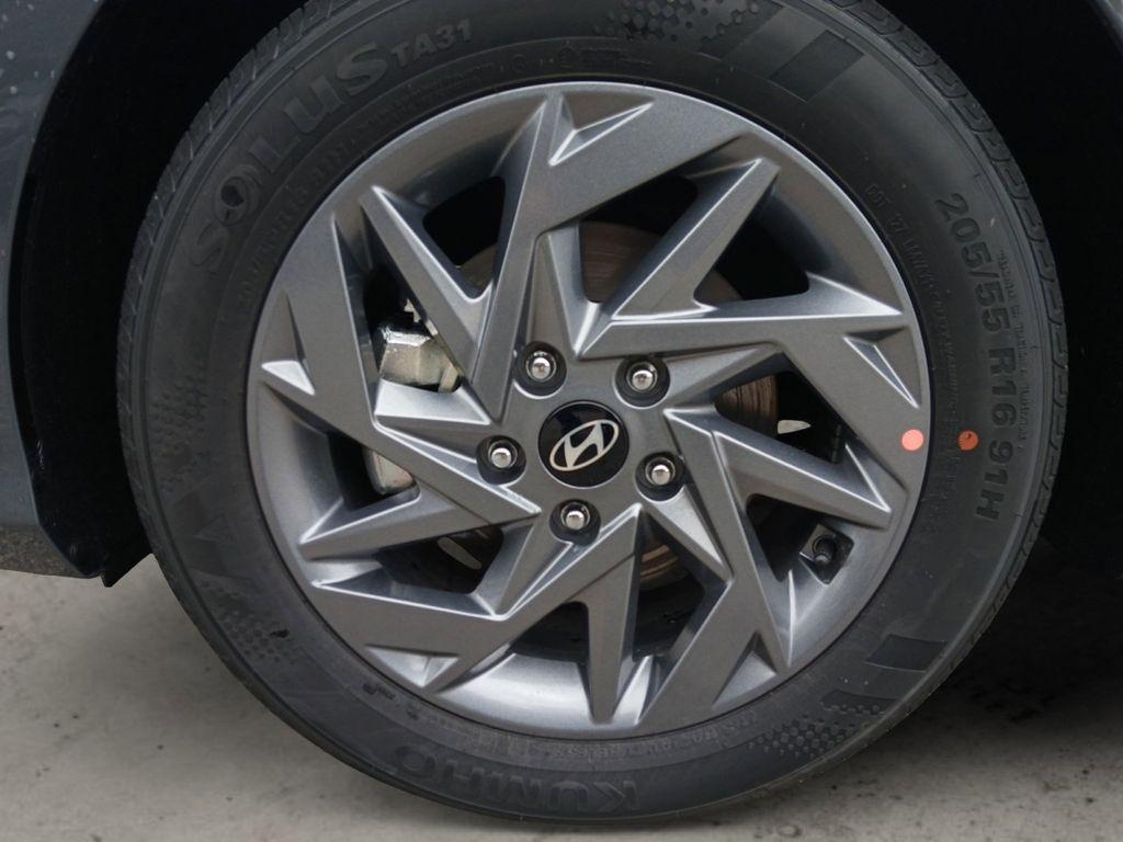 new 2026 Hyundai ELANTRA HEV car, priced at $26,526