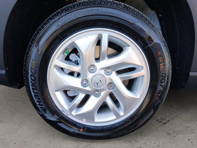 new 2025 Hyundai Venue car, priced at $21,935