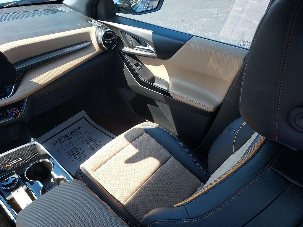 used 2026 Chevrolet Equinox car, priced at $33,484