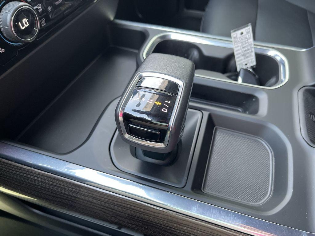 used 2022 Chevrolet Silverado 1500 car, priced at $45,474