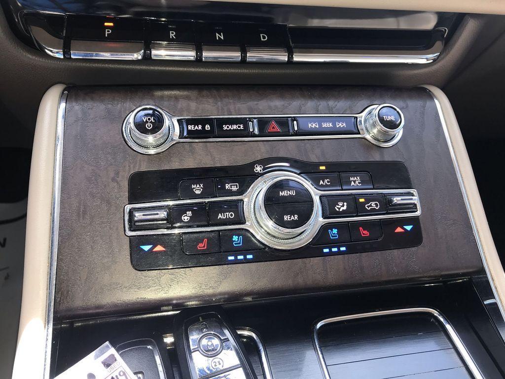 used 2021 Lincoln Aviator car, priced at $33,479