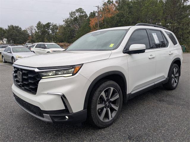 used 2024 Honda Pilot car, priced at $40,451