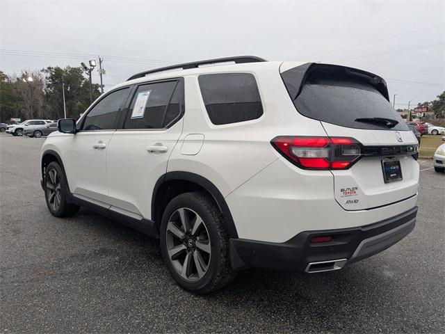 used 2024 Honda Pilot car, priced at $40,451