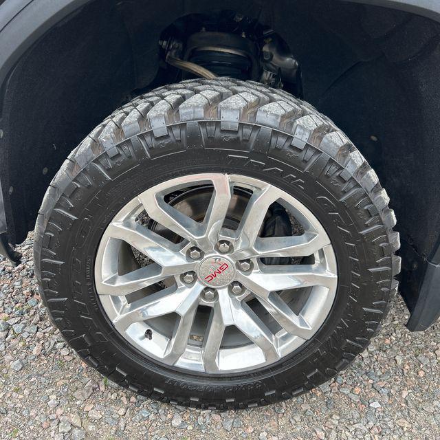 used 2020 GMC Sierra 1500 car, priced at $31,218