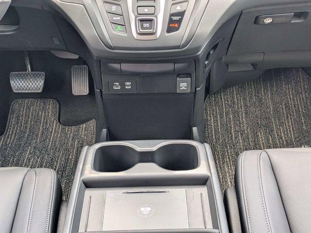 new 2026 Honda Odyssey car, priced at $46,125