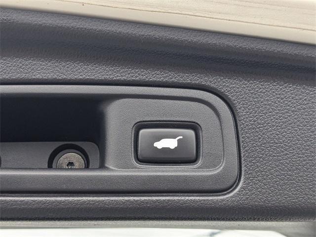 used 2019 Honda Pilot car, priced at $20,042