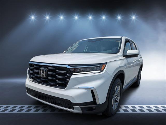 new 2025 Honda Pilot car, priced at $42,795