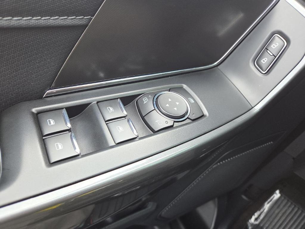 used 2022 Ford F-150 car, priced at $39,889