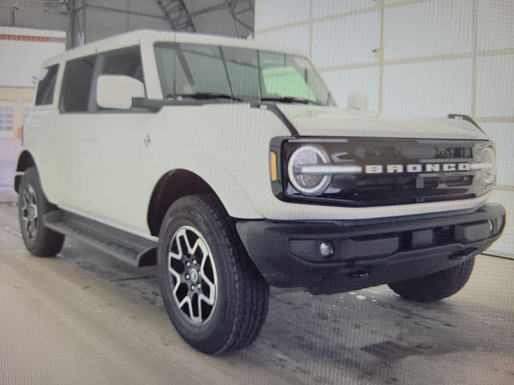 used 2025 Ford Bronco car, priced at $44,000