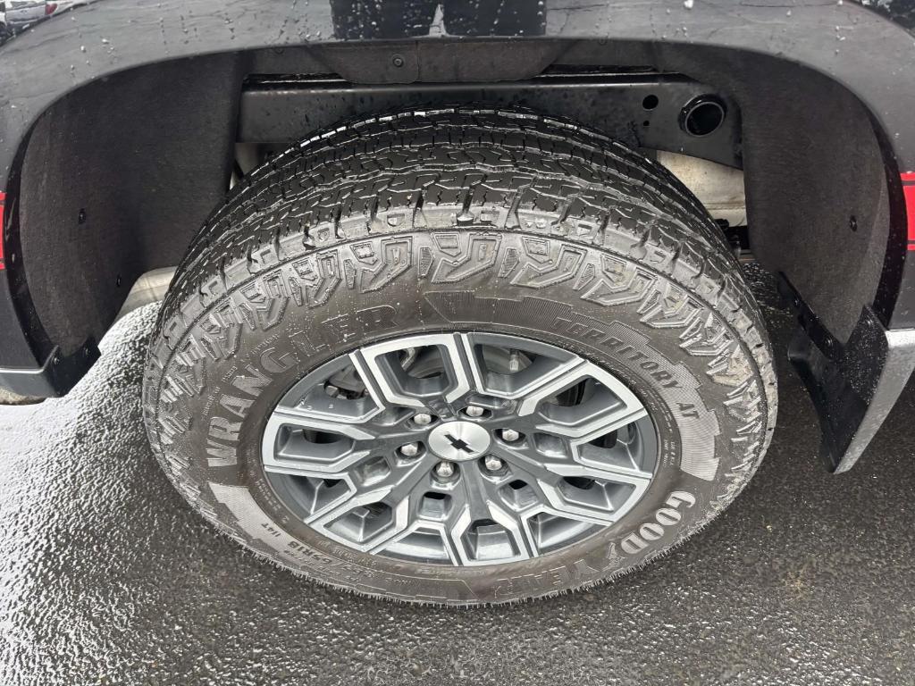 used 2024 Chevrolet Colorado car, priced at $37,000