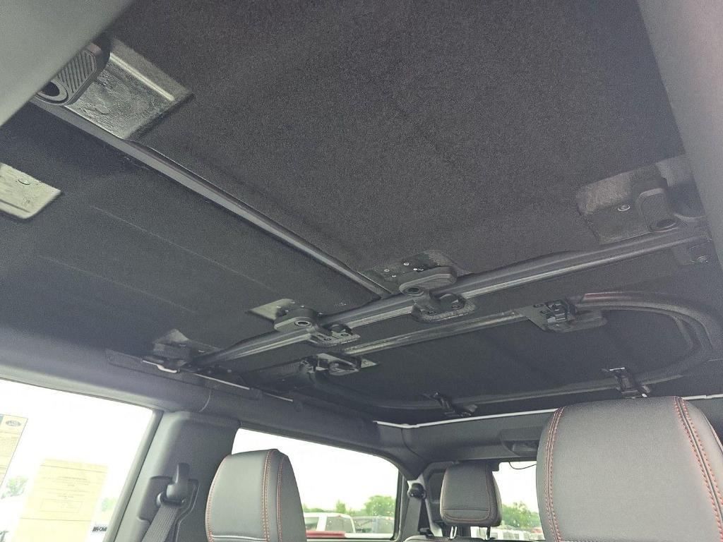 new 2025 Ford Bronco car, priced at $75,425