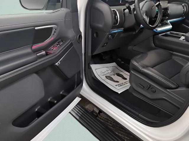 new 2025 Ford Expedition Max car, priced at $85,500