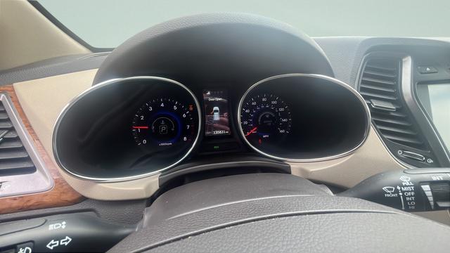 used 2016 Hyundai Santa Fe car, priced at $10,399