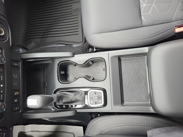 new 2026 Nissan Frontier car, priced at $40,500