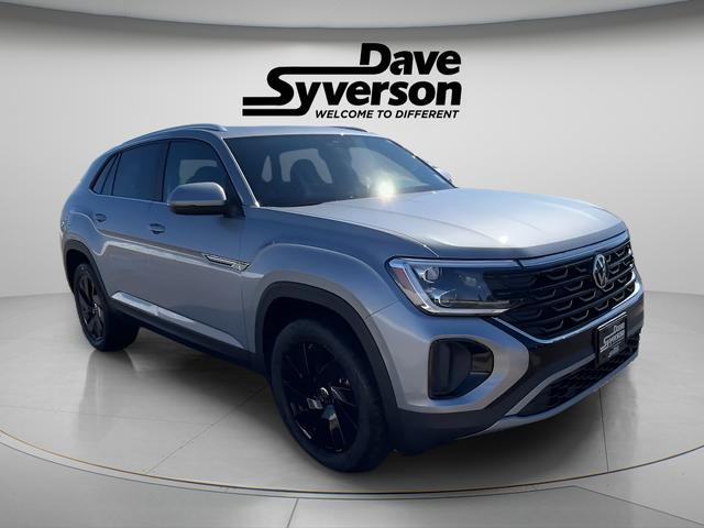 new 2026 Volkswagen Atlas Cross Sport car, priced at $43,500