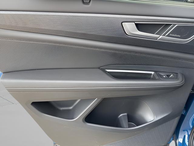 new 2025 Volkswagen Atlas Cross Sport car, priced at $48,750