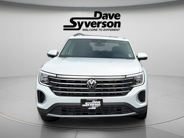 new 2026 Volkswagen Atlas car, priced at $46,500