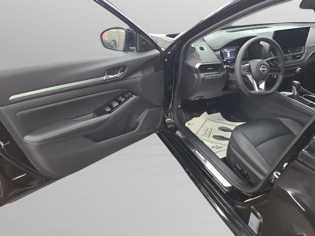 new 2025 Nissan Altima car, priced at $31,500