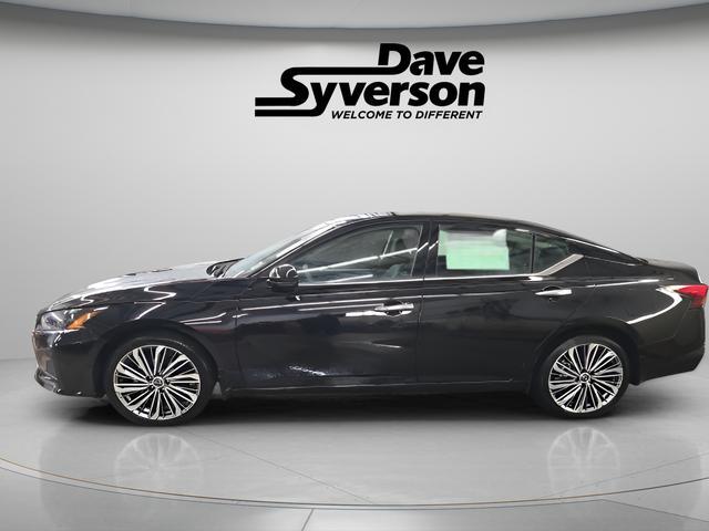 new 2025 Nissan Altima car, priced at $31,500