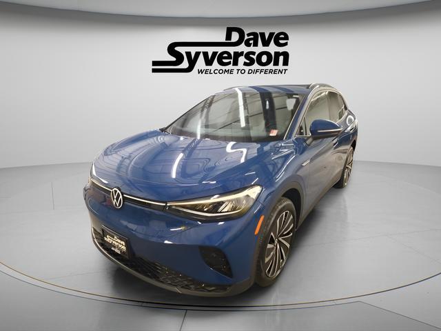 new 2025 Volkswagen ID.4 car, priced at $42,000