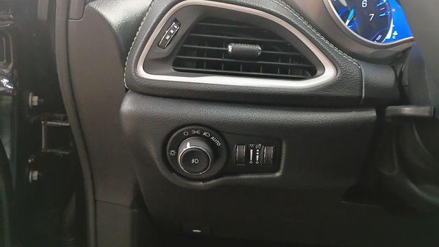 used 2025 Chrysler Pacifica car, priced at $41,799