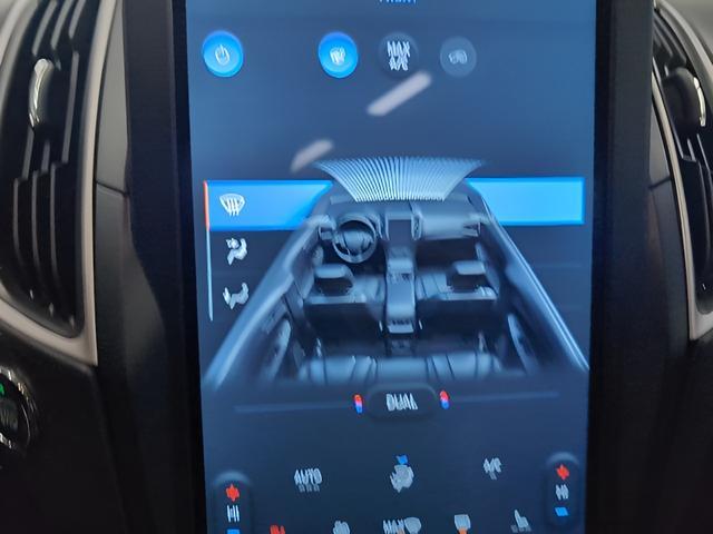 used 2024 Ford Edge car, priced at $34,999