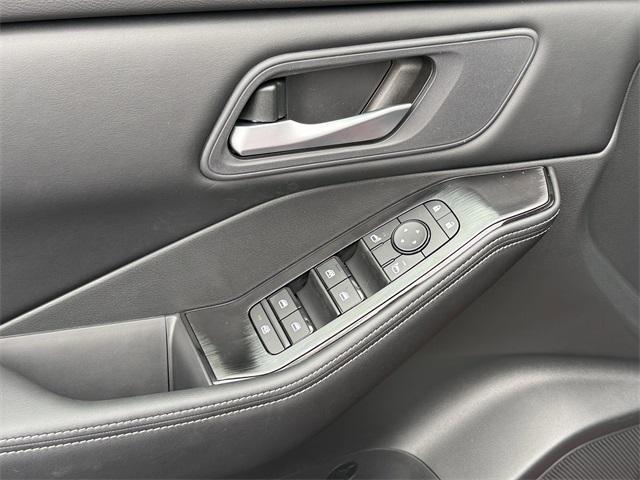 new 2026 Nissan Rogue car, priced at $28,114