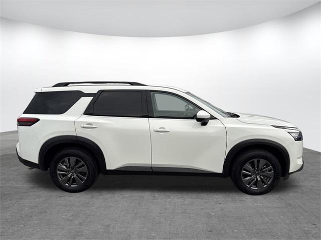 used 2025 Nissan Pathfinder car, priced at $31,946