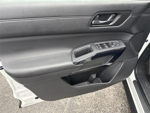 used 2025 Nissan Pathfinder car, priced at $31,946