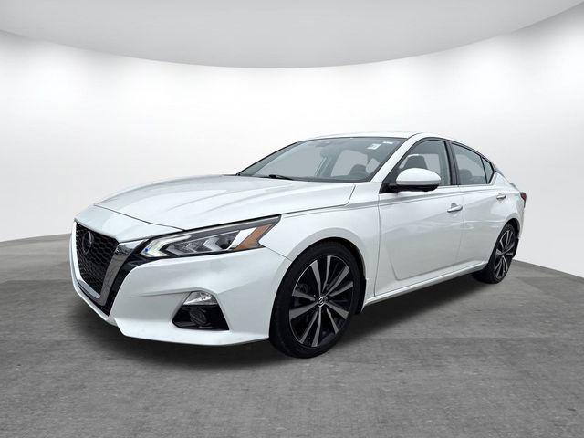 used 2019 Nissan Altima car, priced at $13,995