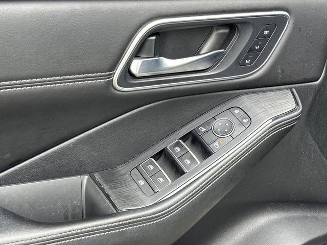 used 2021 Nissan Rogue car, priced at $21,882