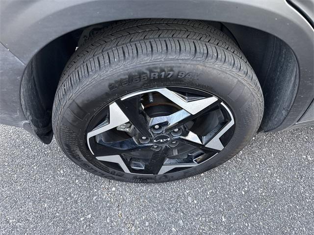 used 2025 Kia Seltos car, priced at $22,895