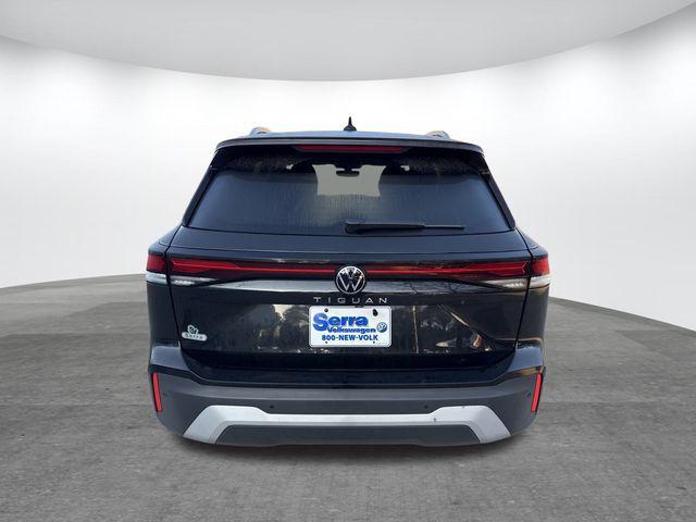 used 2025 Volkswagen Tiguan car, priced at $28,550