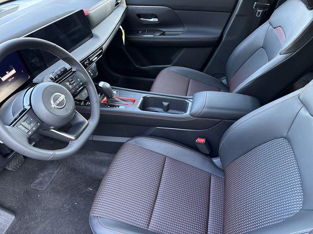 new 2025 Nissan Kicks car, priced at $27,603