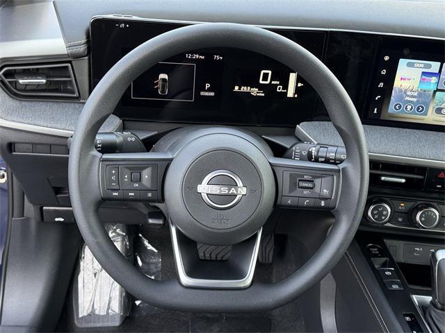 new 2025 Nissan Kicks car, priced at $23,624